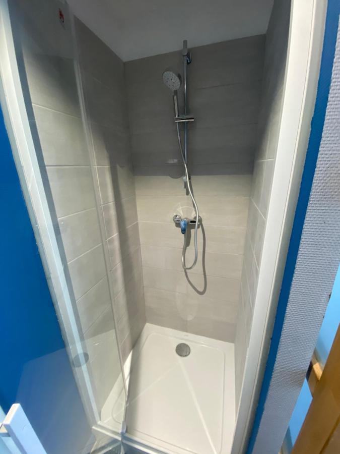 Logements Equipes A Onnaing Avec Espace Balneo En Option Proche Toyota, Autoroute Et Valenciennes Kültér fotó