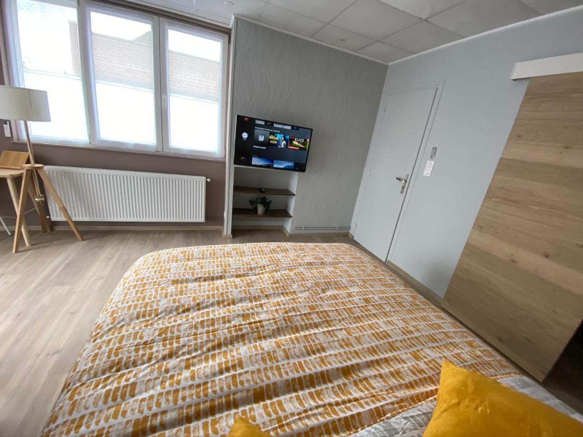 Logements Equipes A Onnaing Avec Espace Balneo En Option Proche Toyota, Autoroute Et Valenciennes Kültér fotó