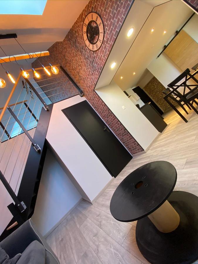 Logements Equipes A Onnaing Avec Espace Balneo En Option Proche Toyota, Autoroute Et Valenciennes Kültér fotó