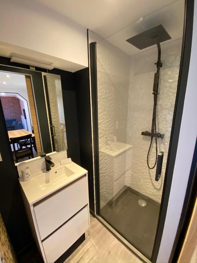 Logements Equipes A Onnaing Avec Espace Balneo En Option Proche Toyota, Autoroute Et Valenciennes Kültér fotó